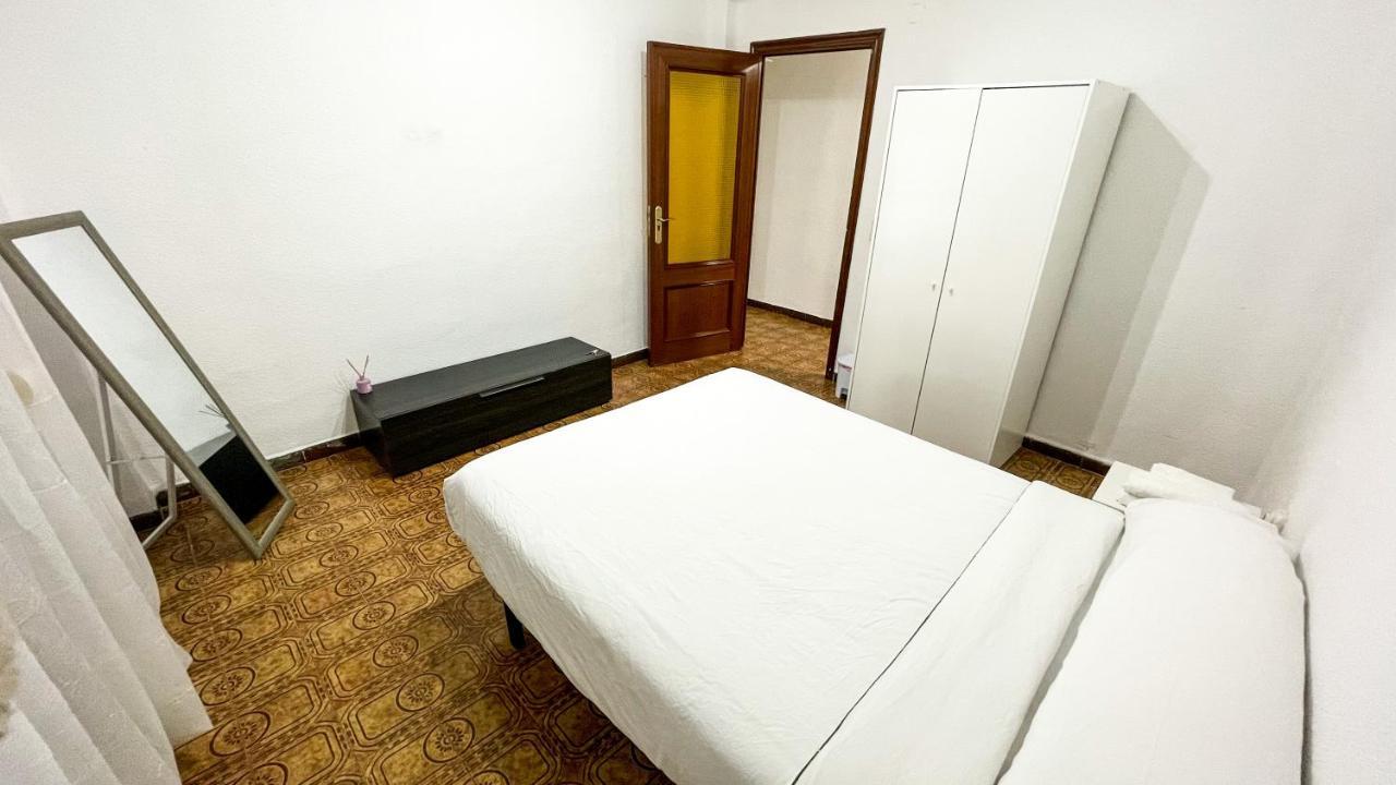 Alojamiento Valencia Apartman Kültér fotó