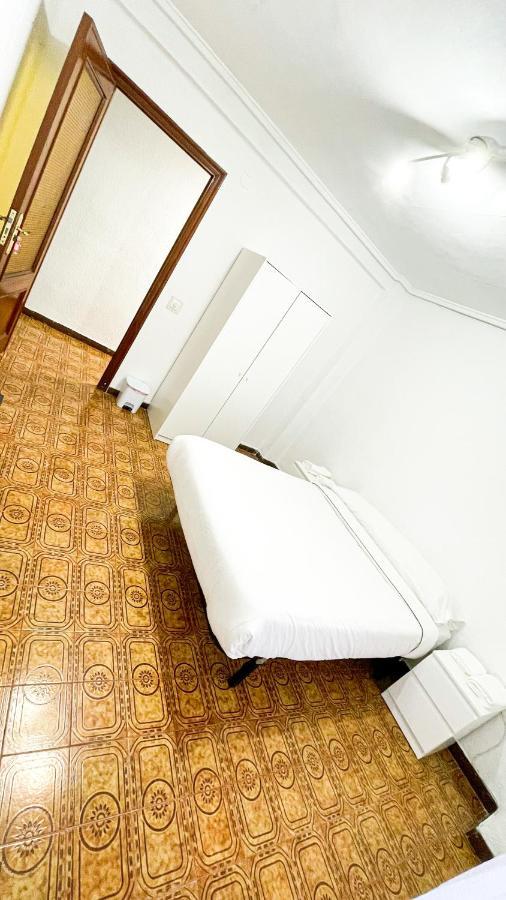 Alojamiento Valencia Apartman Kültér fotó