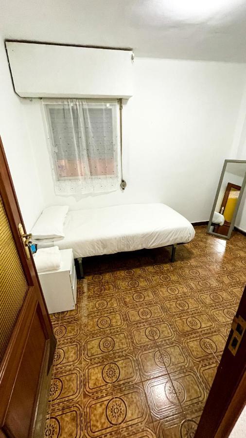 Alojamiento Valencia Apartman Kültér fotó