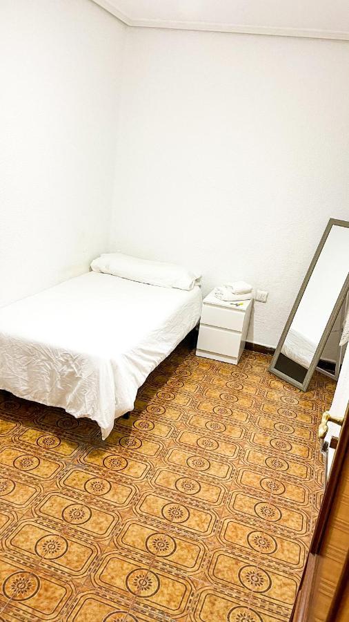 Alojamiento Valencia Apartman Kültér fotó