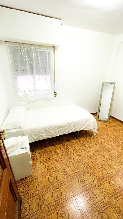 Alojamiento Valencia Apartman Kültér fotó